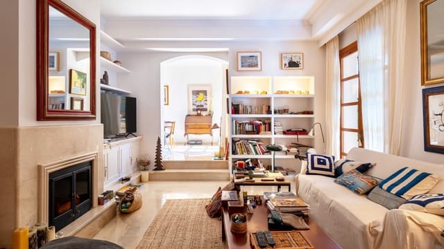 4 soveværelse Villa til salg i La Bonanova, Palma de Mallorca med swimmingpool - € 1.600.000 (Ref: 8523244)