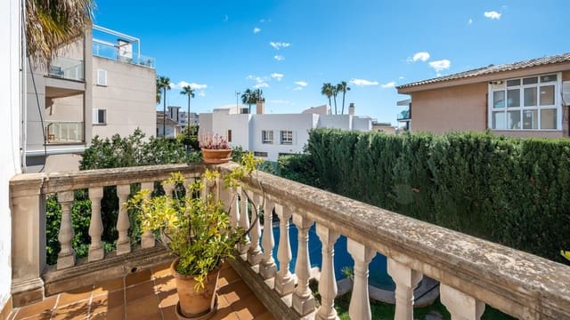 4 slaapkamer Villa te koop in La Bonanova, Palma de Mallorca met zwembad - € 1.600.000 (Ref: 8523244)