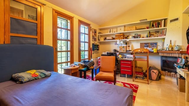 4 soveværelse Villa til salg i La Bonanova, Palma de Mallorca med swimmingpool - € 1.600.000 (Ref: 8523244)