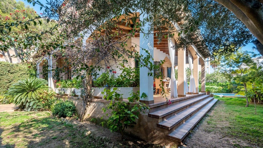 4 soveværelse Villa til salg i Palma de Mallorca med swimmingpool - € 1.600.000 (Ref: 8523244)