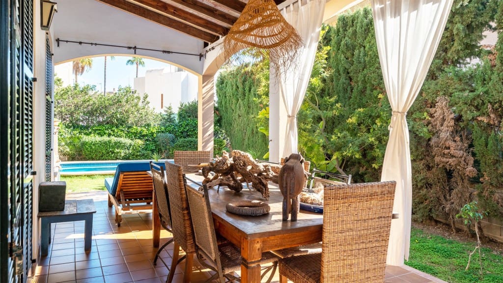 4 soveværelse Villa til salg i Palma de Mallorca med swimmingpool - € 1.600.000 (Ref: 8523244)