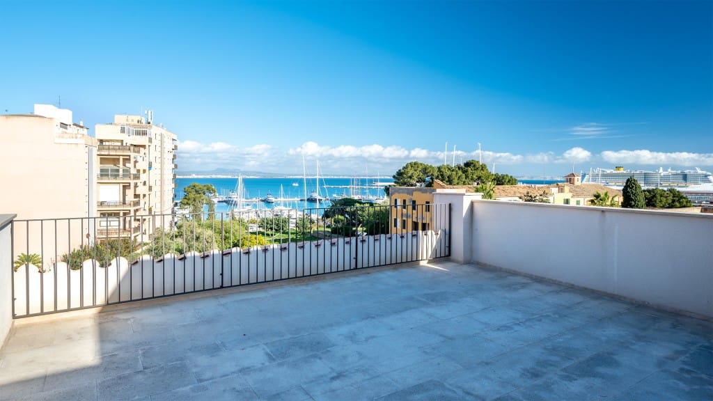 3 soveværelse Byhus til salg i Palma de Mallorca med swimmingpool - € 1.990.000 (Ref: 8523247)