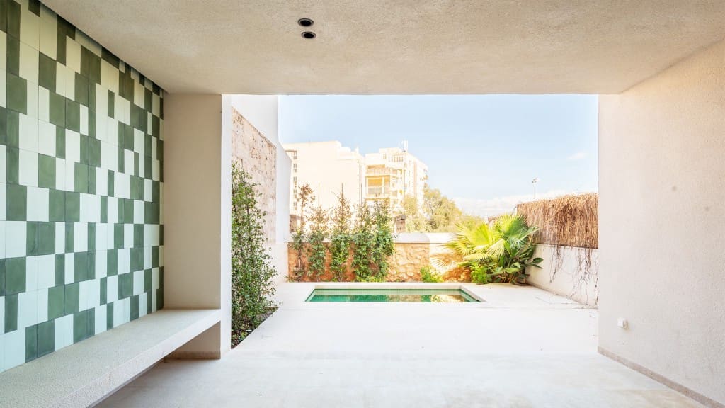 3 soveværelse Byhus til salg i Palma de Mallorca med swimmingpool - € 1.990.000 (Ref: 8523247)