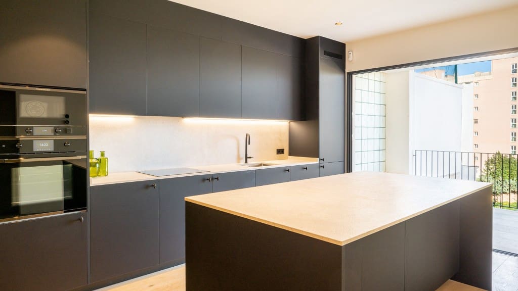 3 soveværelse Byhus til salg i Palma de Mallorca med swimmingpool - € 1.990.000 (Ref: 8523247)