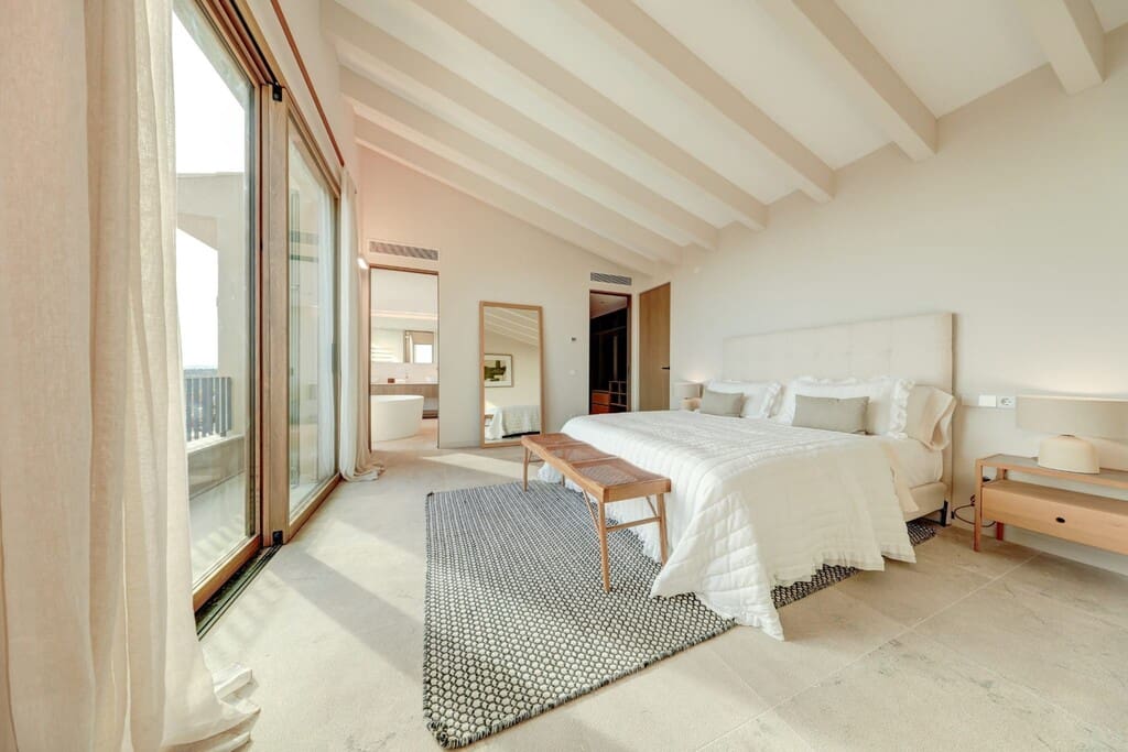 4 soveværelse Villa til salg i Puntiro med swimmingpool - € 4.500.000 (Ref: 8523259)