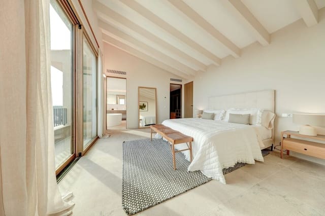 4 soveværelse Villa til salg i Puntiró, Palma de Mallorca med swimmingpool - € 4.500.000 (Ref: 8523259)