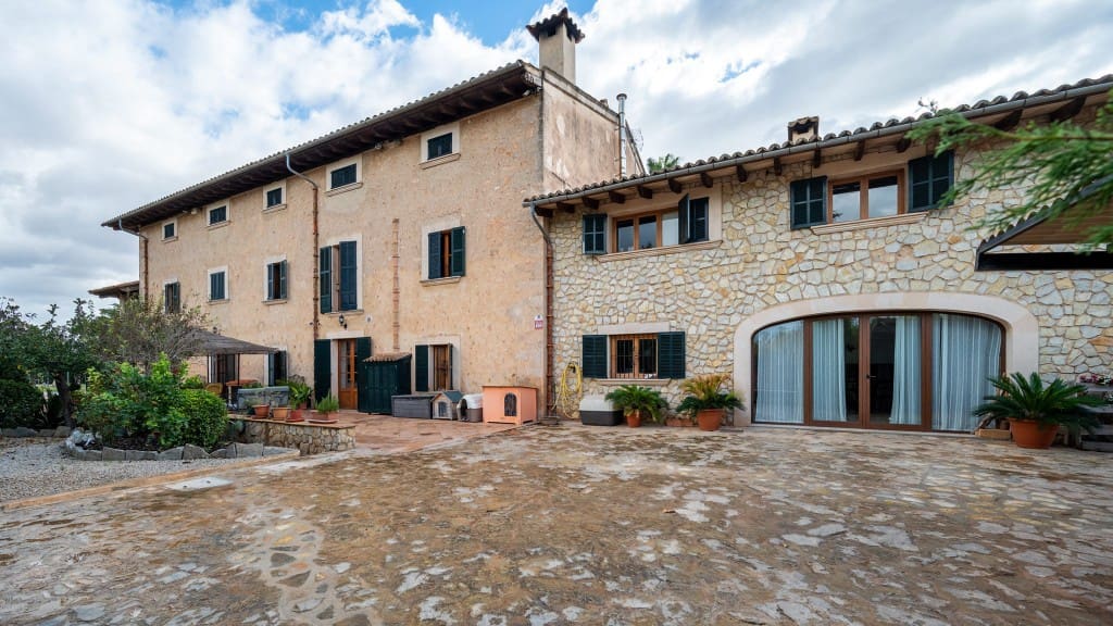 10 sovrum Villa till salu i Santa Maria del Cami med pool - 8 975 000 € (Ref: 8523271)