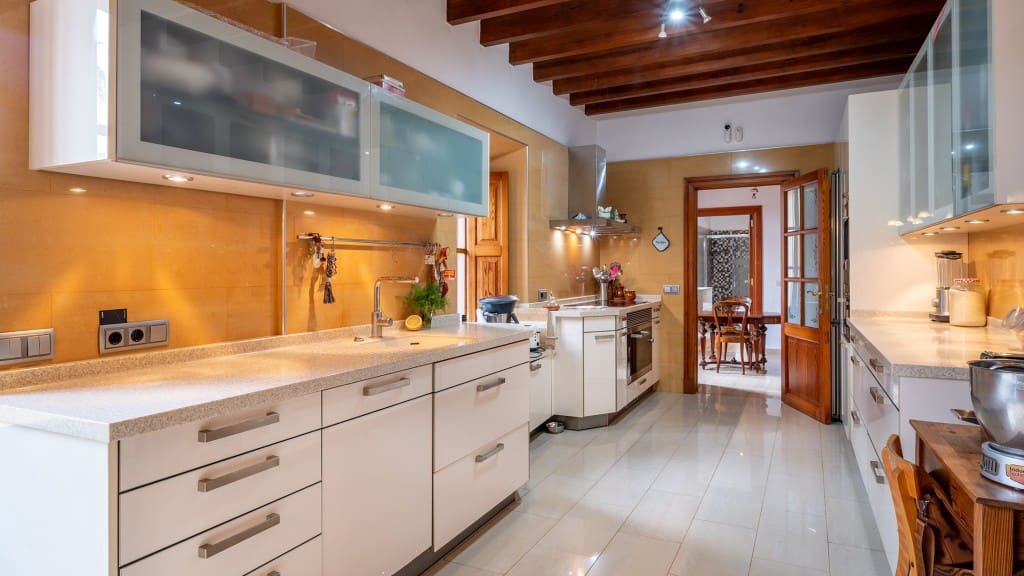 10 sovrum Villa till salu i Santa Maria del Cami med pool - 8 975 000 € (Ref: 8523271)