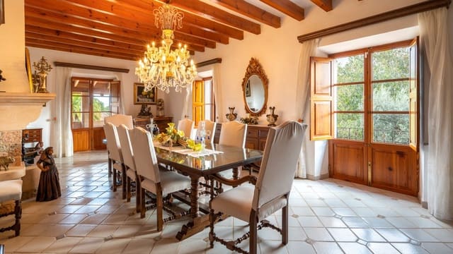 10 quarto Moradia para venda em Santa María del Camí com piscina - 8 975 000 € (Ref: 8523271)