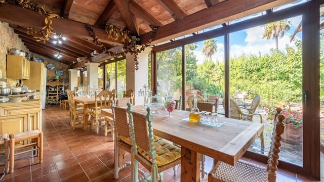 10 quarto Moradia para venda em Santa María del Camí com piscina - 8 975 000 € (Ref: 8523271)