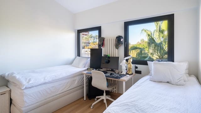 3 slaapkamer Appartement te koop in La Bonanova, Palma de Mallorca met zwembad - € 1.095.000 (Ref: 8523273)