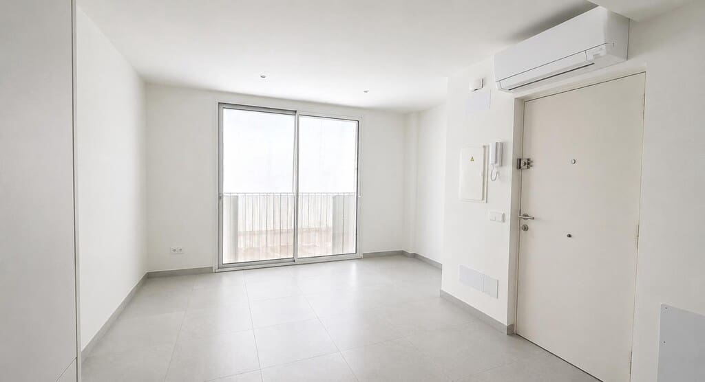 1 quarto Apartamento para arrendar em Palma de Mallorca - 1 400 € (Ref: 8523275)