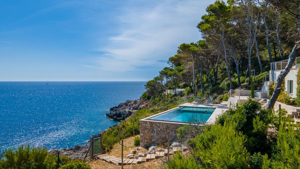 4 soveværelse Villa til salg i Canyamel med swimmingpool - € 7.750.000 (Ref: 8523287)