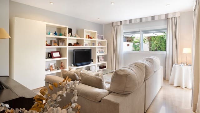 5 Zimmer Apartment zu verkaufen in La Bonanova, Palma de Mallorca mit Pool - 1.900.000 € (Ref: 8523303)