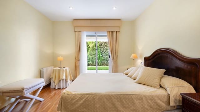 5 bedroom Apartment for sale in La Bonanova, Palma de Mallorca with pool - € 1,900,000 (Ref: 8523303)