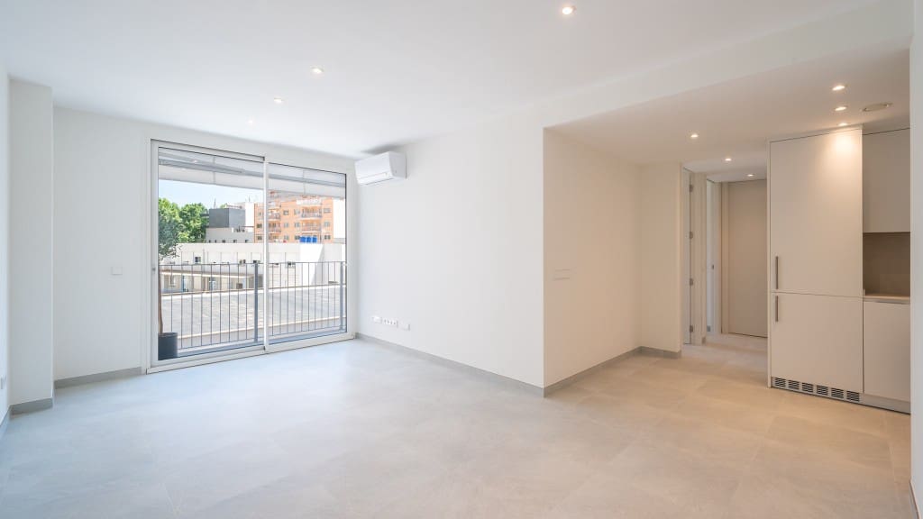 2 bedroom Apartment for rent in Palma de Mallorca - € 1,800 (Ref: 8523328)