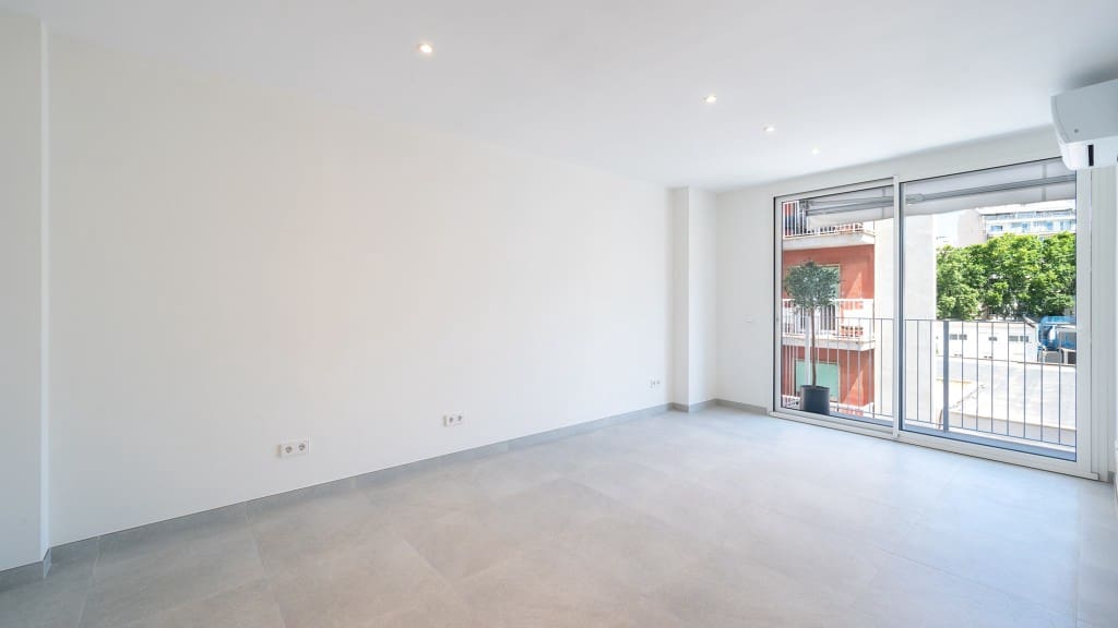 2 bedroom Apartment for rent in Palma de Mallorca - € 1,800 (Ref: 8523328)