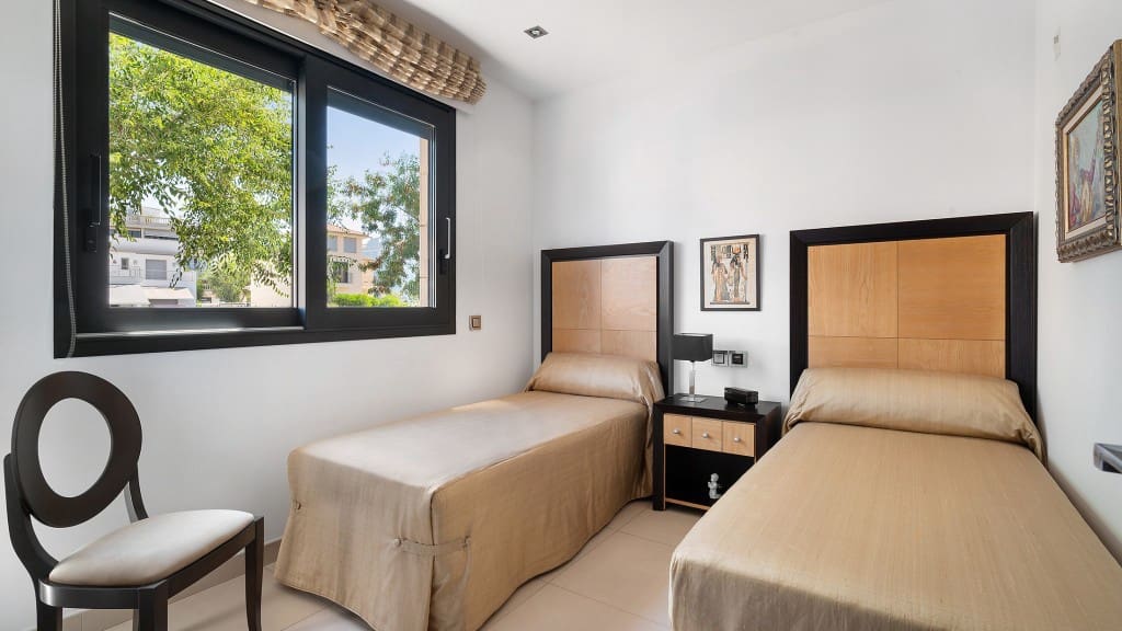 4 bedroom Villa for sale in Palma de Mallorca with pool - € 2,950,000 (Ref: 8523330)