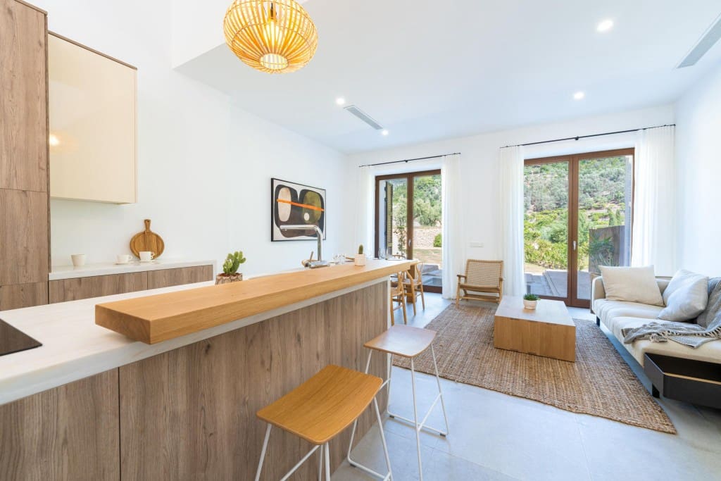 3 soveværelse Semi-Rækkehus til salg i Fornalutx med swimmingpool - € 1.550.000 (Ref: 8523356)