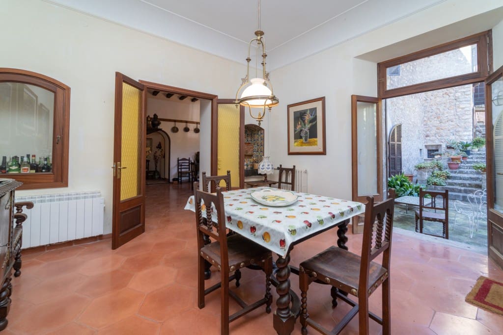 10 soveværelse Villa til salg i Fornalutx - € 3.200.000 (Ref: 8523358)