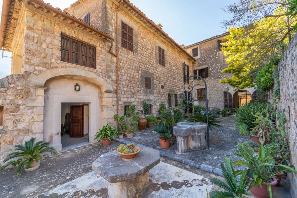 10 soveværelse Villa til salg i Fornalutx - € 3.200.000 (Ref: 8523358)