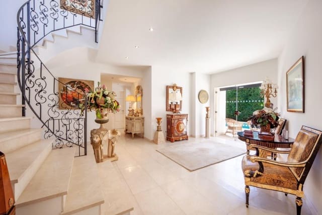 3 soverom Villa til salgs i Puerto de Andratx, Andratx med svømmebasseng - € 3 550 000 (Ref: 8523361)