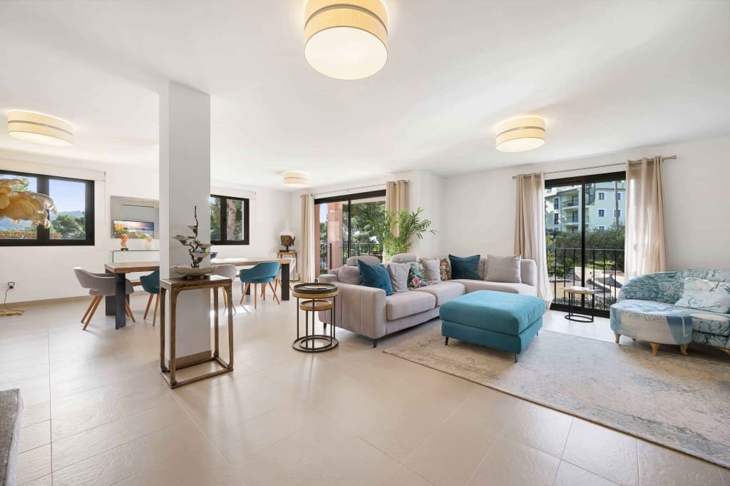 4 soveværelse Lejlighed til salg i Es Camp De Mar / El Camp De Mar med swimmingpool - € 2.200.000 (Ref: 8523371)