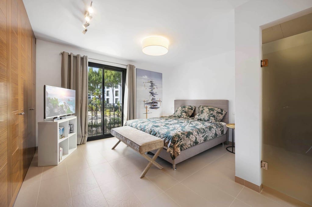 4 soveværelse Lejlighed til salg i Es Camp De Mar / El Camp De Mar med swimmingpool - € 2.200.000 (Ref: 8523371)