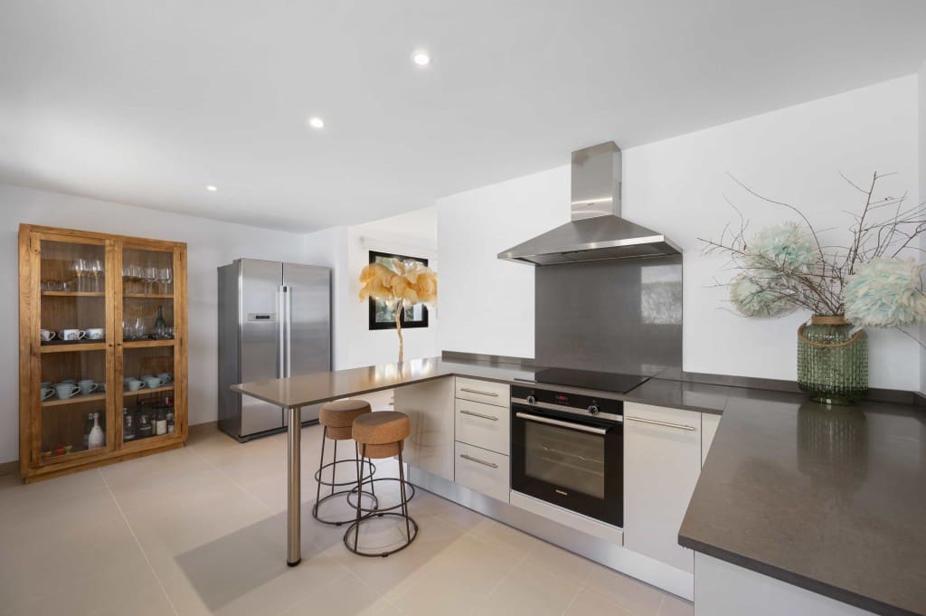 4 soveværelse Lejlighed til salg i Es Camp De Mar / El Camp De Mar med swimmingpool - € 2.200.000 (Ref: 8523371)