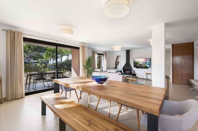 4 slaapkamer Flat te koop in Es Camp De Mar / El Camp De Mar, Andratx met zwembad - € 2.200.000 (Ref: 8523371)