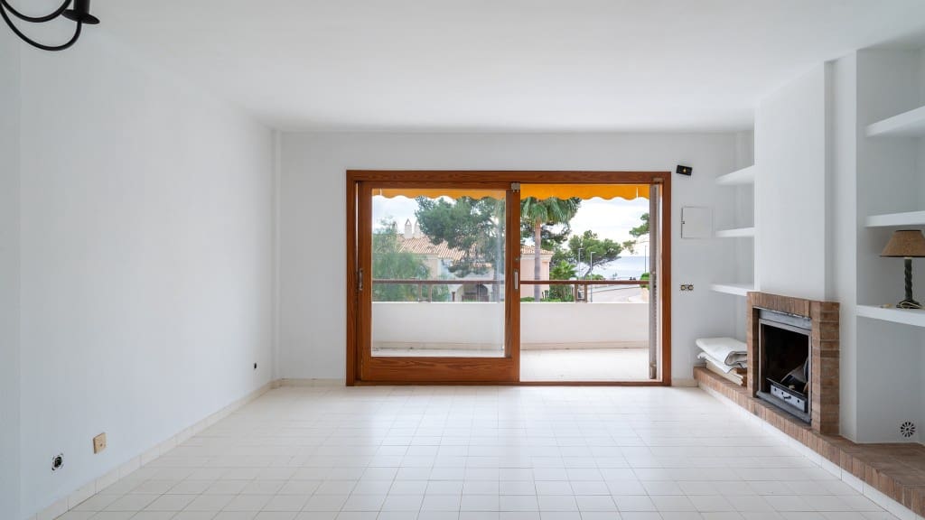 2 soveværelse Lejlighed til salg i Es Camp De Mar / El Camp De Mar med swimmingpool - € 545.000 (Ref: 8523380)