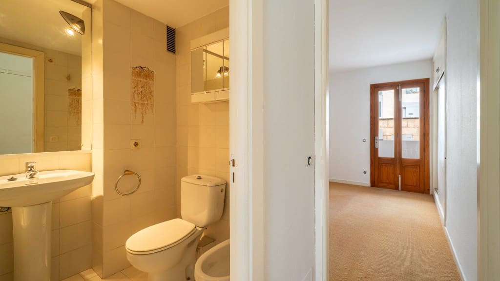 2 soveværelse Lejlighed til salg i Es Camp De Mar / El Camp De Mar med swimmingpool - € 545.000 (Ref: 8523380)