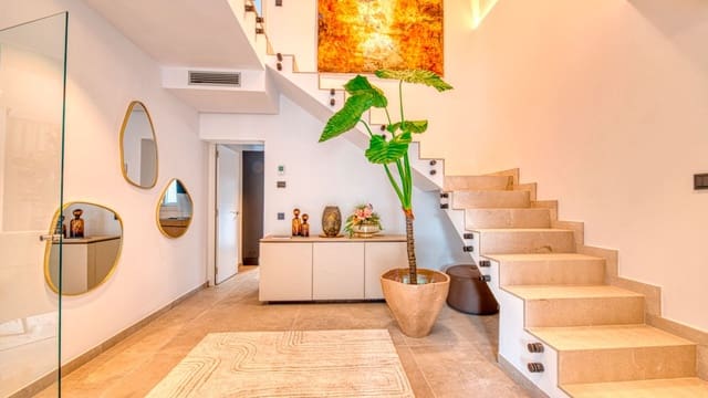 4 soveværelse Villa til salg i Playa de Palma, Palma de Mallorca - € 1.700.000 (Ref: 8523400)