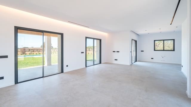 5 bedroom Finca/Country House for sale in Campos with pool - € 2,490,000 (Ref: 8523415)