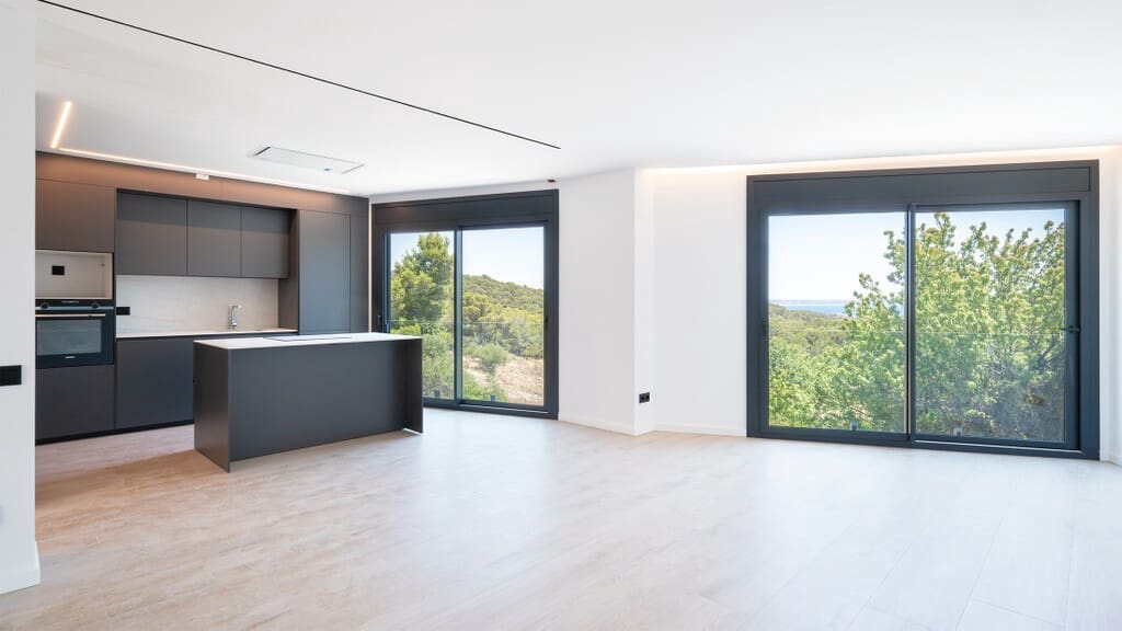 4 bedroom Villa for sale in Genova with pool - € 2,500,000 (Ref: 8523444)