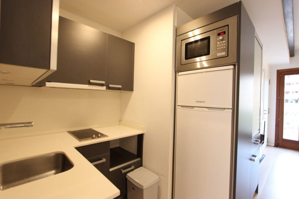 3 bedroom Apartment for sale in Palma de Mallorca - € 1,200,000 (Ref: 8523446)