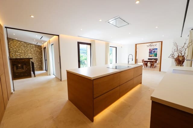 5 bedroom Finca/Country House for sale in Es Capdella, Calvià with pool - € 4,500,000 (Ref: 8523448)