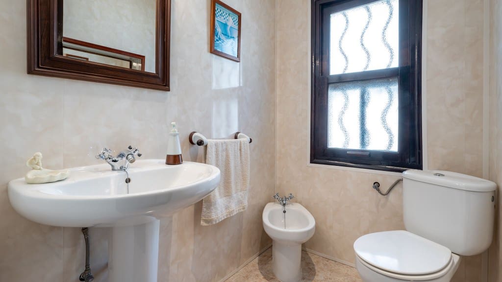 8 bedroom Villa for sale in Palma de Mallorca - € 975,000 (Ref: 8523494)