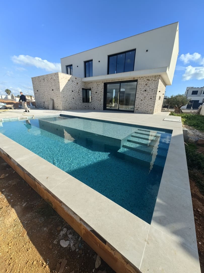 3 bedroom Villa for sale in Sa Rapita / La Rapita with pool - € 1,920,000 (Ref: 8523502)