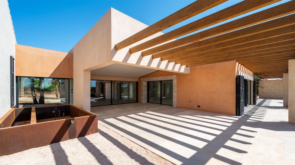 6 soveværelse Villa til salg i Ses Salines med swimmingpool - € 3.650.000 (Ref: 8523505)