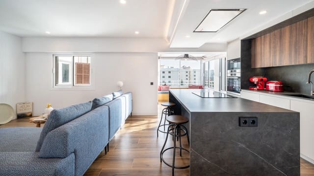 2 slaapkamer Appartement te koop in Puerto Portals, Calvià - € 890.000 (Ref: 8523616)