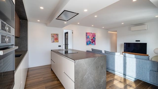 2 slaapkamer Appartement te koop in Puerto Portals, Calvià - € 890.000 (Ref: 8523616)