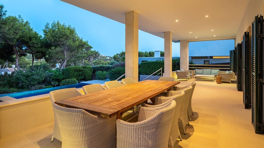 5 bedroom Villa for sale in Santa Ponsa with pool garage - € 4,100,000 (Ref: 8523617)