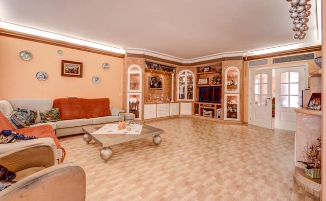 6 soveværelse Villa til salg i Palmanova, Calvià med swimmingpool - € 1.999.999 (Ref: 8523618)