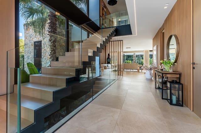 6 slaapkamer Villa te koop in Santa Ponsa, Calvià met zwembad - € 9.400.000 (Ref: 8523644)