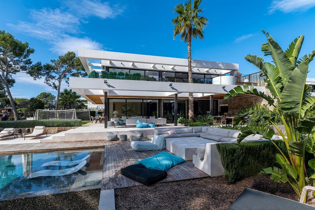 6 slaapkamer Villa te koop in Santa Ponsa met zwembad - € 9.400.000 (Ref: 8523644)