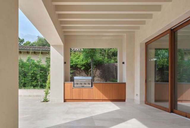 4 slaapkamer Villa te koop in Santa Ponsa, Calvià met zwembad - € 4.900.000 (Ref: 8523648)