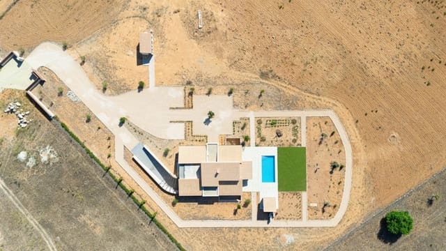 4 slaapkamer Finca/Landhuis te koop in Santa María del Camí met zwembad - € 4.250.000 (Ref: 8524885)