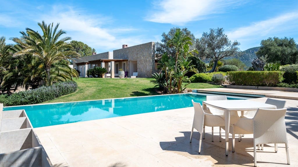 4 chambre Finca/Maison de Campagne à vendre à Calvia avec piscine - 8 980 000 € (Ref: 8524913)