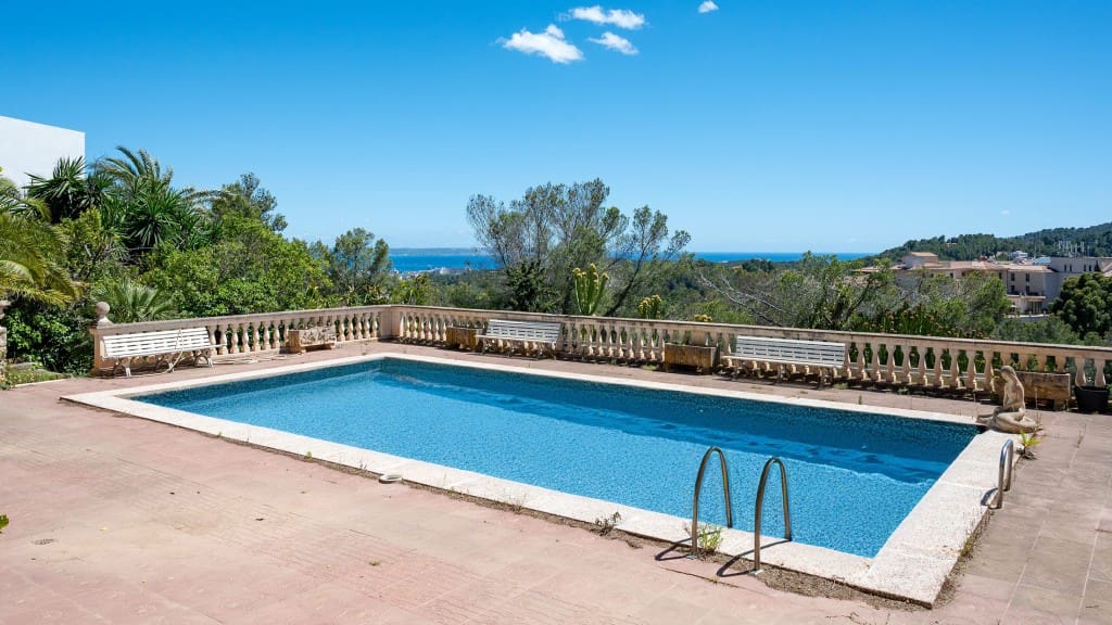 5 bedroom Villa for sale in Son Vida with pool - € 4,500,000 (Ref: 8524916)